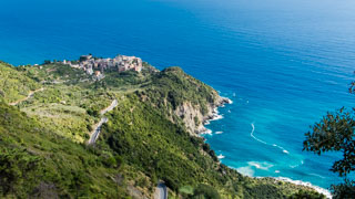 Widok z trasy Corniglia - San Bernardino - Vernazza, Cinque Terre, Włochy
