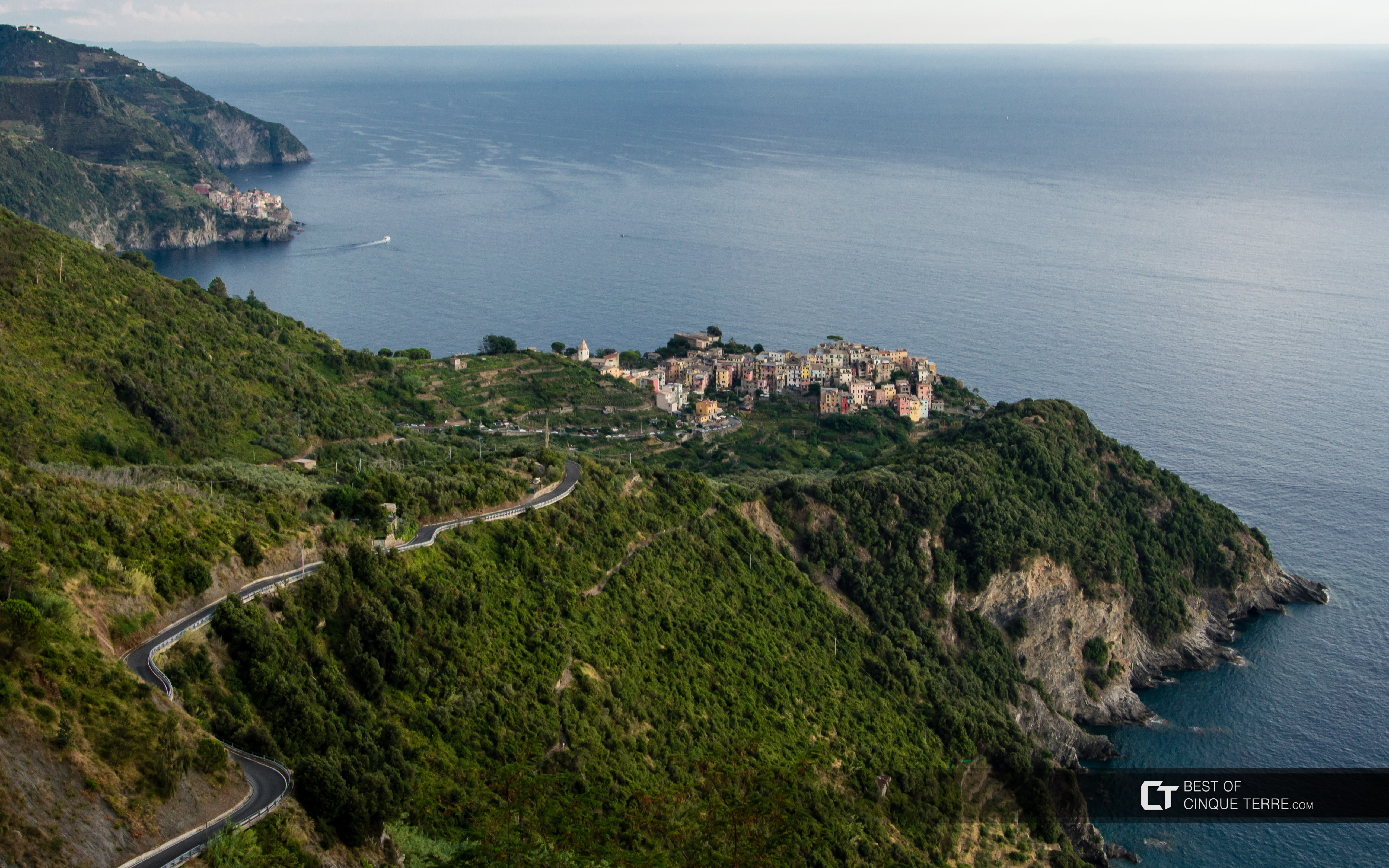 Widok Cornigli z San Bernardino, Corniglia, Cinque Terre, Włochy