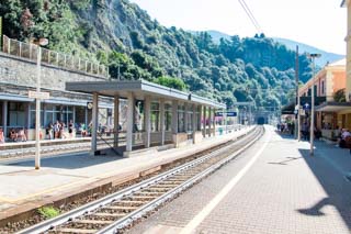 Estación ferroviaria, Monterosso al Mare, Cinco Tierras, Italia