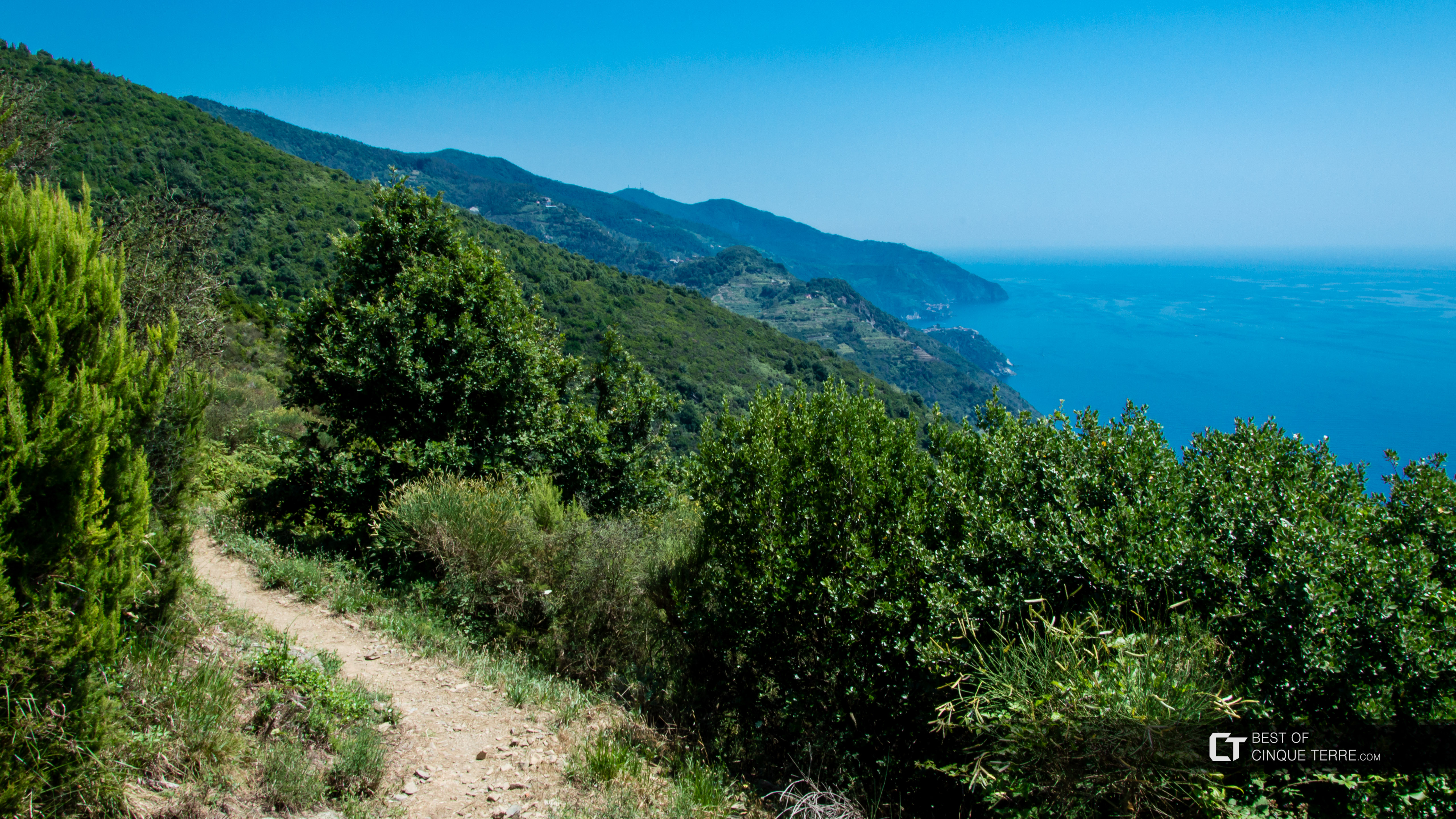 El recorrido largo desde Monterosso hacia Vernazza, Los senderos, Cinque Terre, Italia