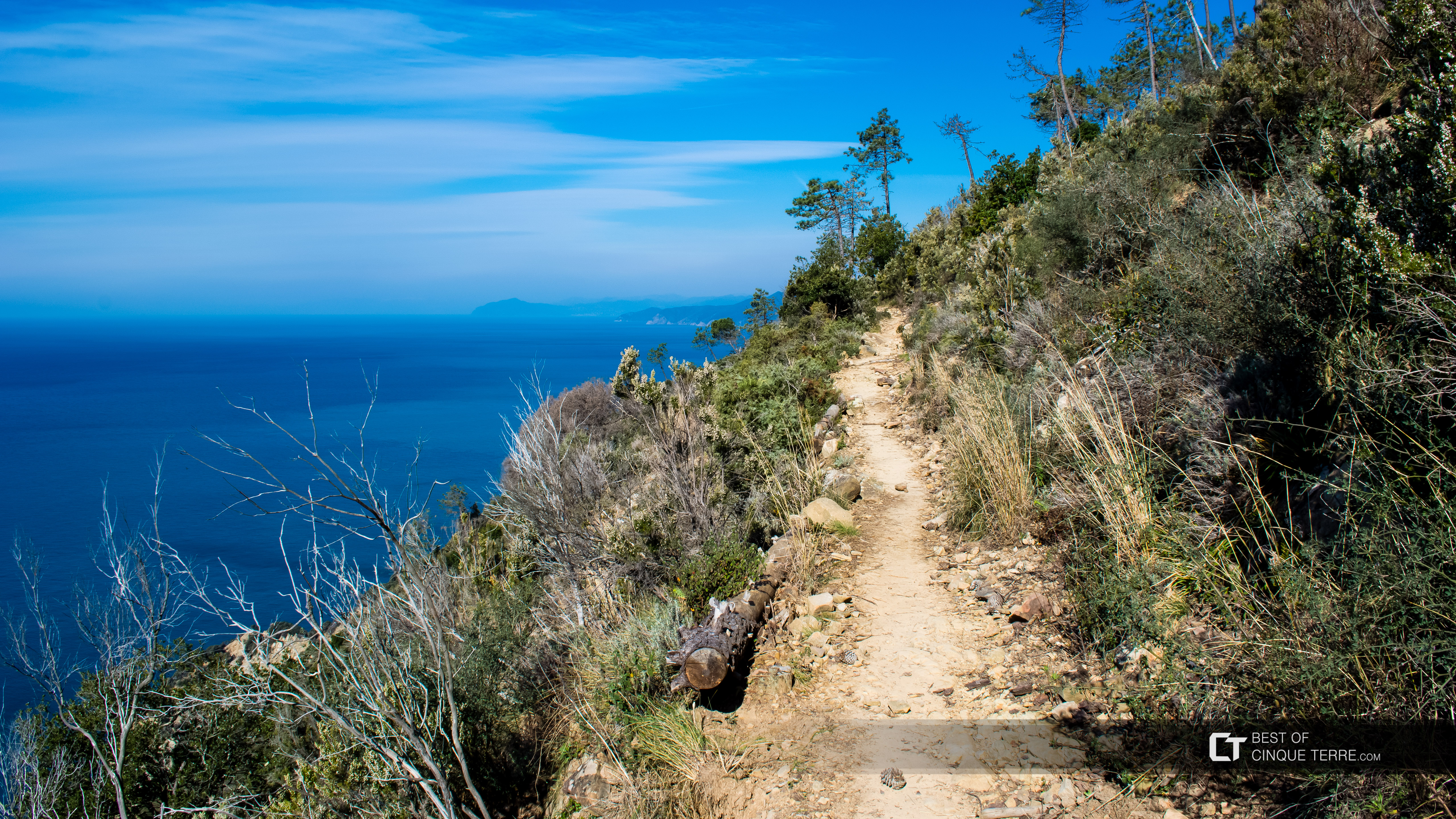 El camino desde Monterosso hacia Levanto, Los senderos, Cinque Terre, Italia