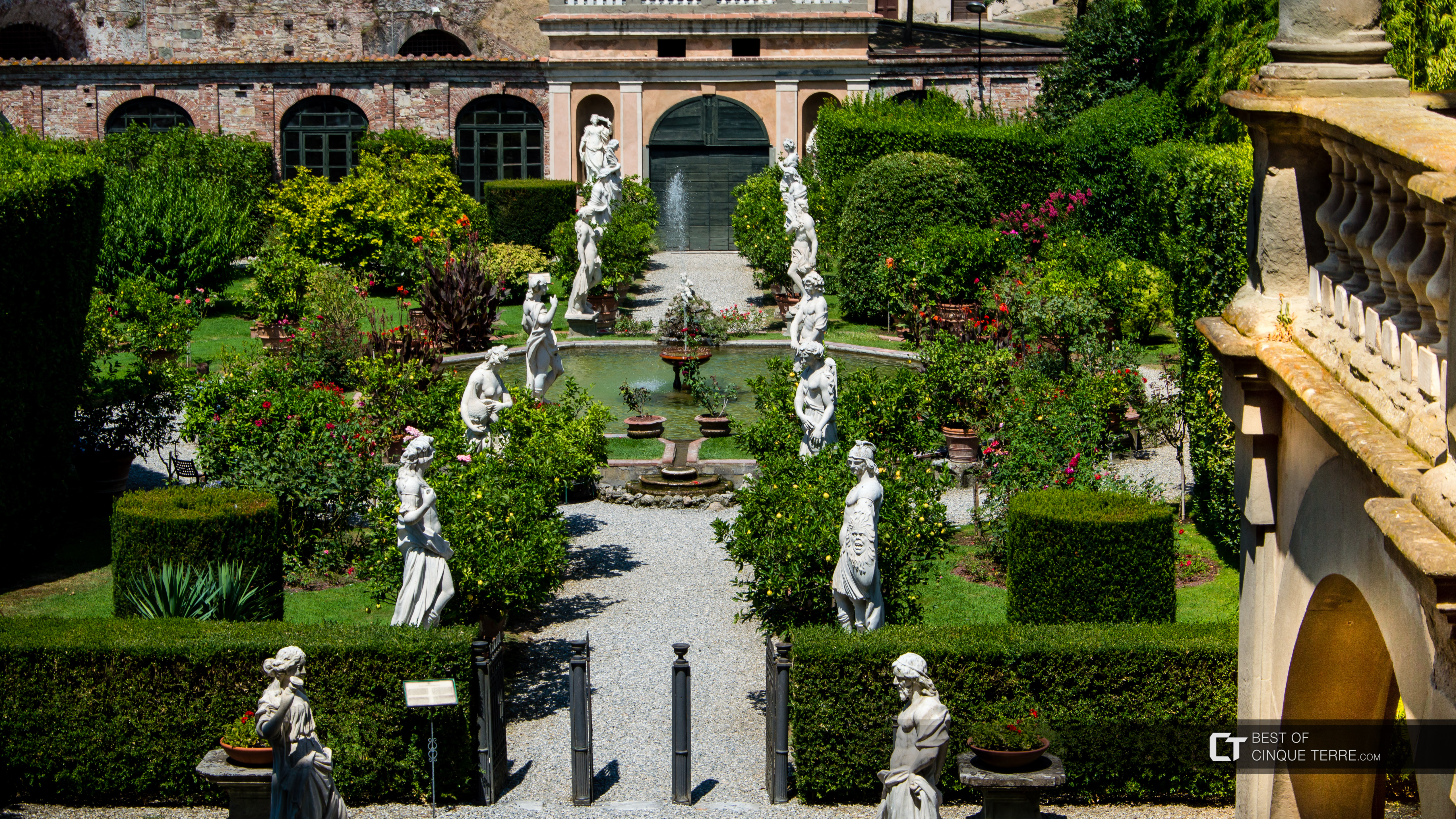 Jardín de Palacio Pfanner, Lucca, Italia