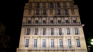 Das Haus mit den gemalten Fenstern, Nizza, Frankreich
