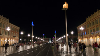 Piazza Massena di notte, Nizza, Francia