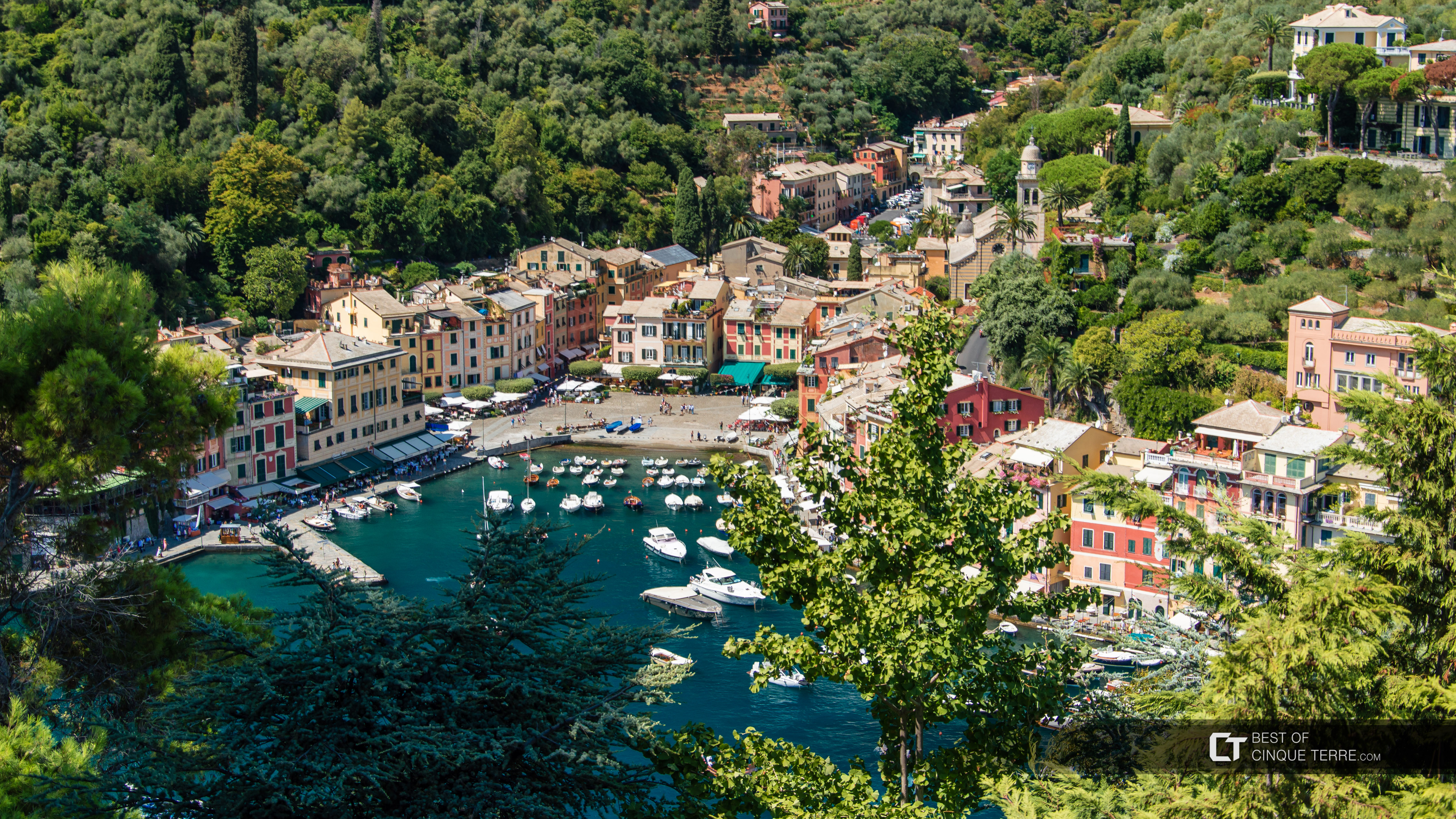 Vista da baía do castelo Brown, Portofino, Itália